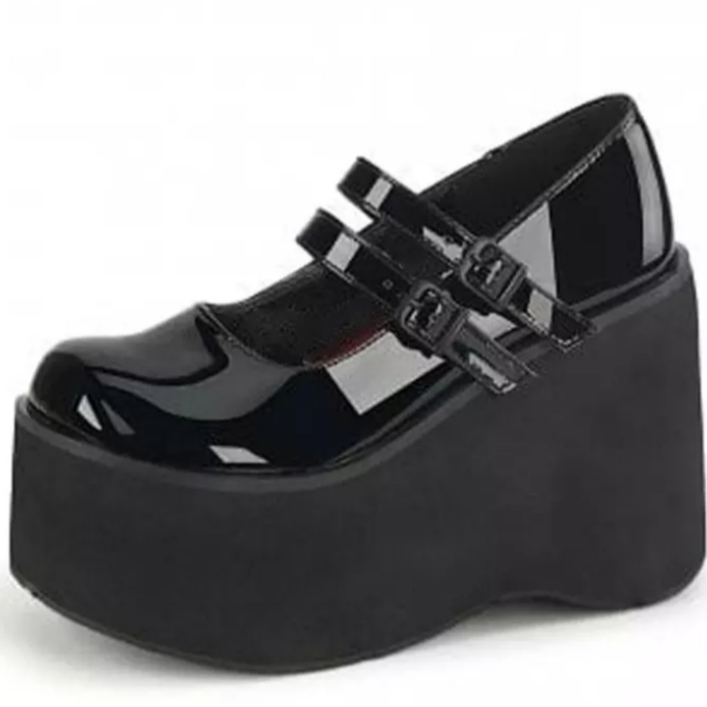 Chunky platform shoes